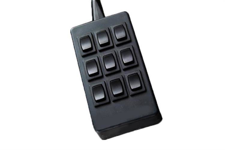 9-ROCKER switch controller – for front/rear kits
